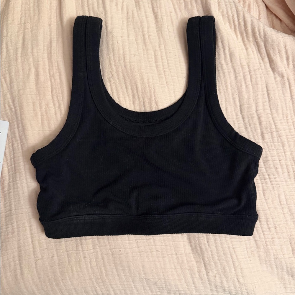 Alo black sports bra